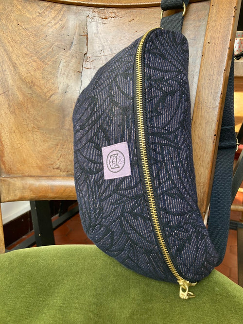 Athènes feuillage - sac banane en jacquard