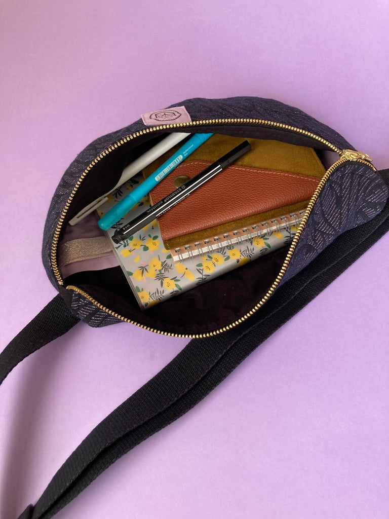 Athènes feuillage - sac banane en jacquard
